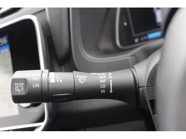 リーフ ｅ＋　Ｇ　ワンオーナー／ＢＯＳＥサウンド／黒革シート／純正９型ナビ／地デジ／全周囲カメラ／プロパイロット／ツートンルーフ（41枚目）