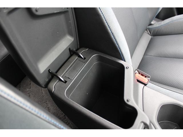 リーフ ｅ＋　Ｇ　ワンオーナー／ＢＯＳＥサウンド／黒革シート／純正９型ナビ／地デジ／全周囲カメラ／プロパイロット／ツートンルーフ（54枚目）