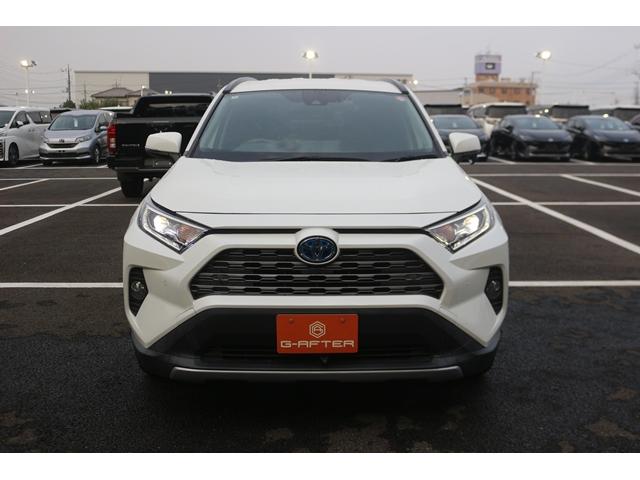 ＲＡＶ４ ハイブリッドＧ　黒革シート／シートヒーター／レーダークルーズ／衝突軽減／ＥＴＣ／４ＷＤ／パワーシート／純正１８ＡＷ／ＡＴマニュアルモード／ＬＥＤヘッドライト／電動Ｒゲート／ＡＢＳパワステ／電動格納ミラー（3枚目）