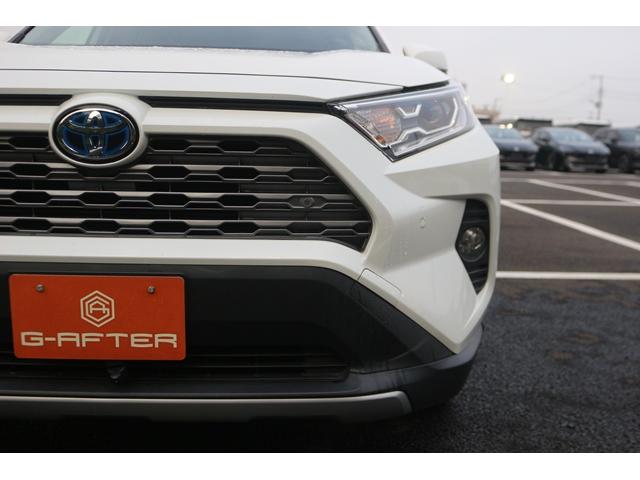 ＲＡＶ４ ハイブリッドＧ　黒革シート／シートヒーター／レーダークルーズ／衝突軽減／ＥＴＣ／４ＷＤ／パワーシート／純正１８ＡＷ／ＡＴマニュアルモード／ＬＥＤヘッドライト／電動Ｒゲート／ＡＢＳパワステ／電動格納ミラー（10枚目）