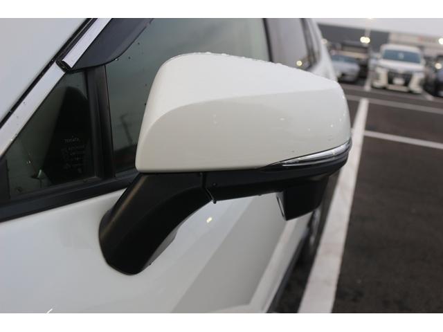 ＲＡＶ４ ハイブリッドＧ　黒革シート／シートヒーター／レーダークルーズ／衝突軽減／ＥＴＣ／４ＷＤ／パワーシート／純正１８ＡＷ／ＡＴマニュアルモード／ＬＥＤヘッドライト／電動Ｒゲート／ＡＢＳパワステ／電動格納ミラー（18枚目）