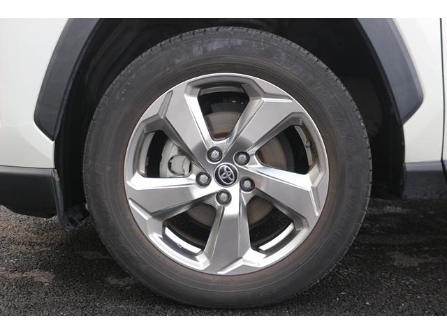 ＲＡＶ４ ハイブリッドＧ　黒革シート／シートヒーター／レーダークルーズ／衝突軽減／ＥＴＣ／４ＷＤ／パワーシート／純正１８ＡＷ／ＡＴマニュアルモード／ＬＥＤヘッドライト／電動Ｒゲート／ＡＢＳパワステ／電動格納ミラー（23枚目）