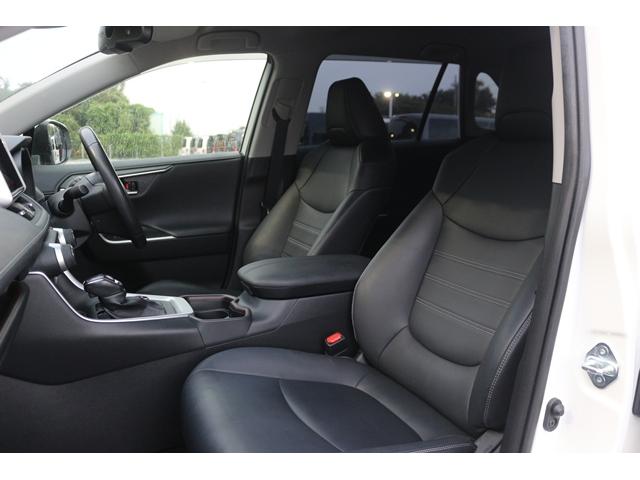 ＲＡＶ４ ハイブリッドＧ　黒革シート／シートヒーター／レーダークルーズ／衝突軽減／ＥＴＣ／４ＷＤ／パワーシート／純正１８ＡＷ／ＡＴマニュアルモード／ＬＥＤヘッドライト／電動Ｒゲート／ＡＢＳパワステ／電動格納ミラー（37枚目）