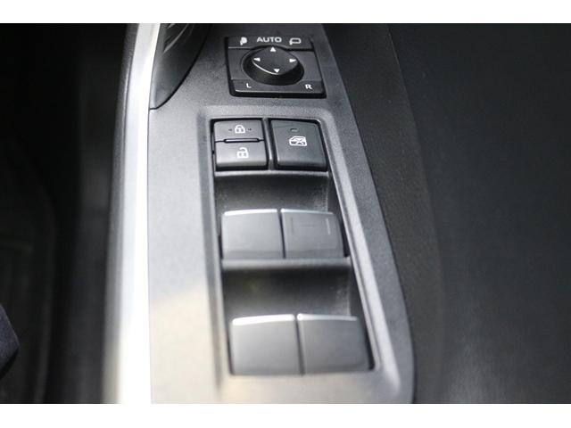 ＲＡＶ４ ハイブリッドＧ　黒革シート／シートヒーター／レーダークルーズ／衝突軽減／ＥＴＣ／４ＷＤ／パワーシート／純正１８ＡＷ／ＡＴマニュアルモード／ＬＥＤヘッドライト／電動Ｒゲート／ＡＢＳパワステ／電動格納ミラー（49枚目）