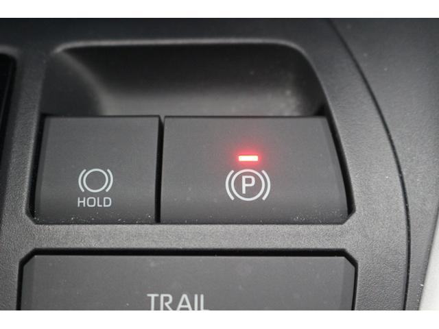 ＲＡＶ４ ハイブリッドＧ　黒革シート／シートヒーター／レーダークルーズ／衝突軽減／ＥＴＣ／４ＷＤ／パワーシート／純正１８ＡＷ／ＡＴマニュアルモード／ＬＥＤヘッドライト／電動Ｒゲート／ＡＢＳパワステ／電動格納ミラー（58枚目）