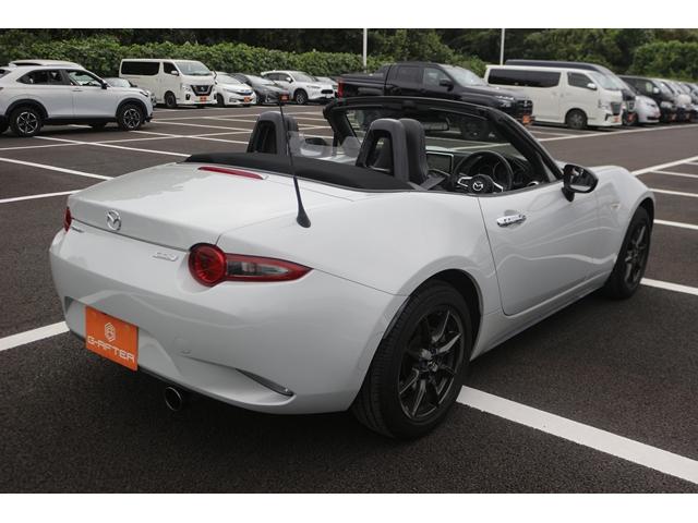 ロードスター Ｓレザーパッケージ　６ＭＴ／黒革シート／純正ナビ／バックカメラ／地デジ／シートヒーター／ＬＥＤヘッドライト／ＥＴＣ／（26枚目）