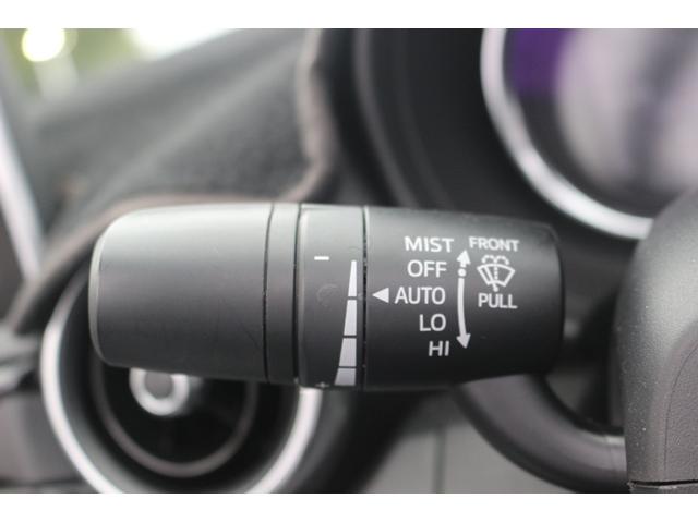 ロードスター Ｓレザーパッケージ　６ＭＴ／黒革シート／純正ナビ／バックカメラ／地デジ／シートヒーター／ＬＥＤヘッドライト／ＥＴＣ／（33枚目）