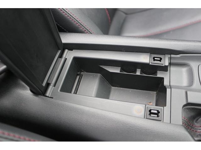 ロードスター Ｓレザーパッケージ　６ＭＴ／黒革シート／純正ナビ／バックカメラ／地デジ／シートヒーター／ＬＥＤヘッドライト／ＥＴＣ／（48枚目）