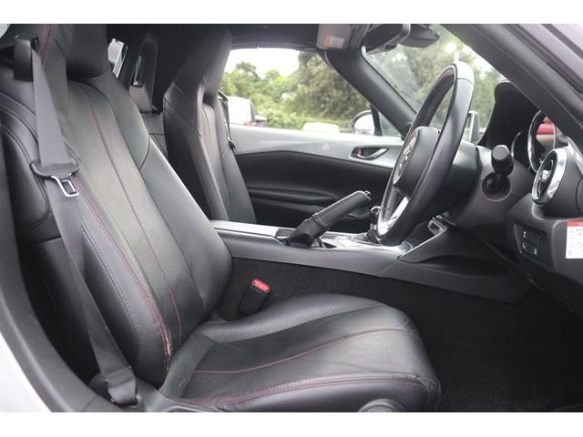 ロードスター Ｓレザーパッケージ　６ＭＴ／黒革シート／純正ナビ／バックカメラ／地デジ／シートヒーター／ＬＥＤヘッドライト／ＥＴＣ／（60枚目）