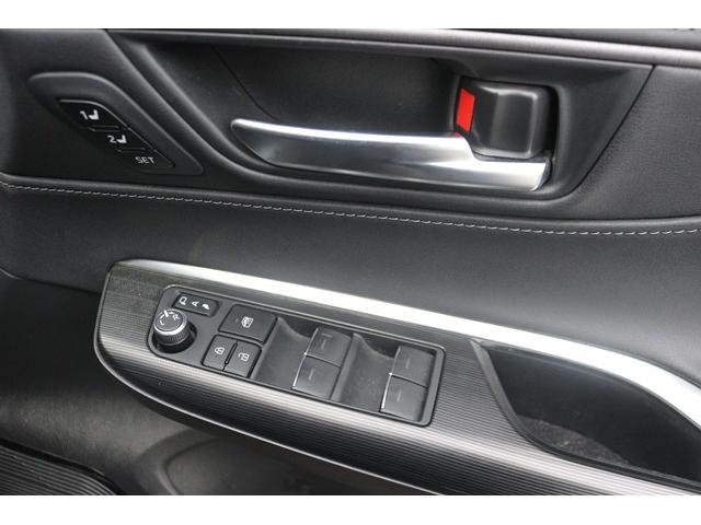 ハリアー Ｚ　レザーパッケージ　モデリスタエアロ／パノラマルーフ／ＪＢＬ１２．３型ディスプレイオーディオ／地デジ／バックカメラ／黒革シート／レーダークルーズ／ＥＴＣ２．０／（63枚目）
