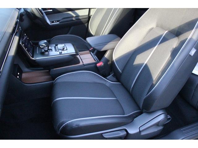 ＭＸ－３０ ナチュラルモノトーン　改良後モデル／純正８．８型ナビ／地デジ／全周囲カメラ／ハーフレザーシート／レーダークルーズ／衝突軽減／純正１８ＡＷ／（43枚目）