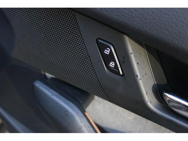 ＭＸ－３０ ナチュラルモノトーン　改良後モデル／純正８．８型ナビ／地デジ／全周囲カメラ／ハーフレザーシート／レーダークルーズ／衝突軽減／純正１８ＡＷ／（60枚目）