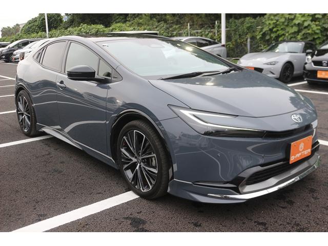 プリウス Ｚ　モデリスタ／サンルーフ／黒革シート／純正１２．３型ディスプレイ／地デジ／全周囲カメラ／ワンオーナー／レーダークルーズコントロール／（9枚目）