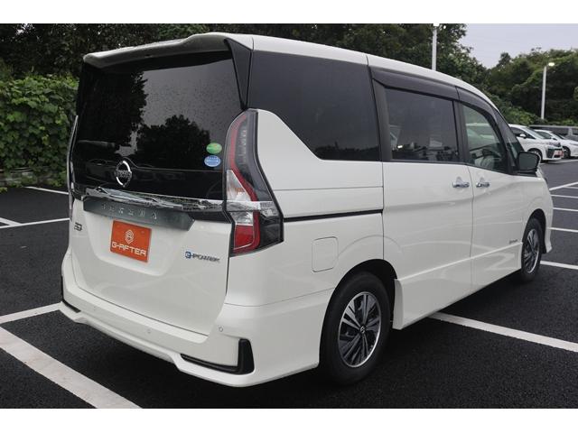 セレナ ｅ－パワー　ハイウェイスターＶ　Ｒ３年登録　純正１０インチナビ　ＴＶ　アラウンドビューモニター　後席フリップダウンモニター　プロパイロット　デジタルインナーミラー　両側電動スライド　ＬＥＤヘッドライト　純正１５インチＡＷ（11枚目）