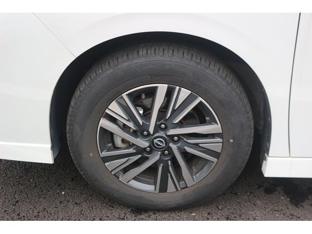 セレナ ハイウェイスターＶ　純正１２．３型ナビ／全周囲カメラ／地デジ／プロパイロット／インテリジェントルームミラー／ワイヤレス充電／衝突軽減／レーダークルーズ／アダプティブＬＥＤヘッドライト／ＥＴＣ２．０／（27枚目）