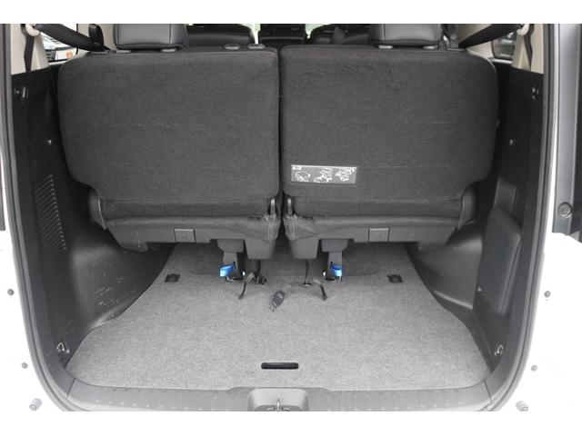 セレナ ハイウェイスターＶ　純正１２．３型ナビ／全周囲カメラ／地デジ／プロパイロット／インテリジェントルームミラー／ワイヤレス充電／衝突軽減／レーダークルーズ／アダプティブＬＥＤヘッドライト／ＥＴＣ２．０／（38枚目）