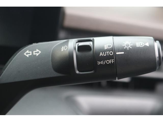 セレナ ハイウェイスターＶ　純正１２．３型ナビ／全周囲カメラ／地デジ／プロパイロット／インテリジェントルームミラー／ワイヤレス充電／衝突軽減／レーダークルーズ／アダプティブＬＥＤヘッドライト／ＥＴＣ２．０／（50枚目）