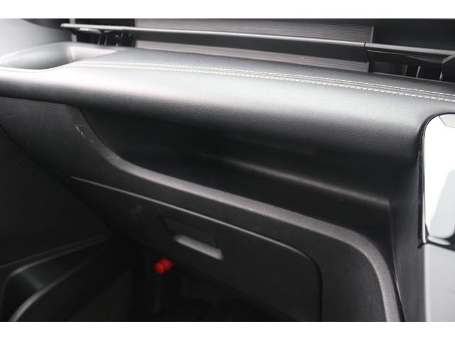 セレナ ハイウェイスターＶ　純正１２．３型ナビ／全周囲カメラ／地デジ／プロパイロット／インテリジェントルームミラー／ワイヤレス充電／衝突軽減／レーダークルーズ／アダプティブＬＥＤヘッドライト／ＥＴＣ２．０／（65枚目）