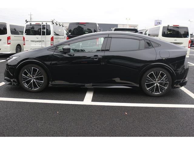 プリウス Ｚ　ワンオーナー／モデリスタエアロ／純正１２．３型ナビ／地デジ／全周囲カメラ／シートヒーター／デジタルインナーミラー／レーダークルーズ／（15枚目）