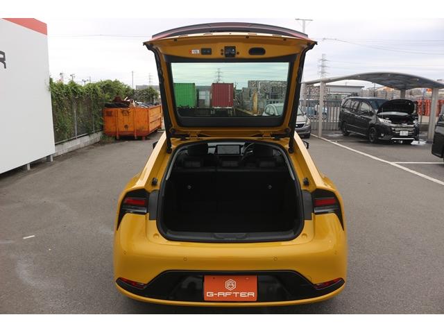 プリウス Ｚ　純正１２．３型ナビ／地デジ／全周囲カメラ／シートヒーター／パワーシート／デジタルインナーミラー／レーダークルーズ／ブラインドスポットモニター／（32枚目）