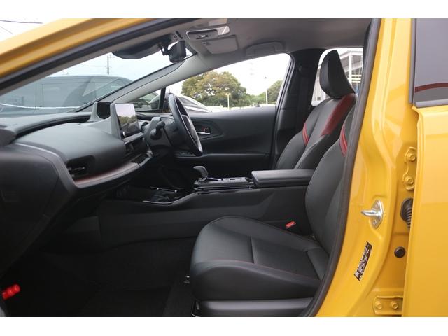プリウス Ｚ　純正１２．３型ナビ／地デジ／全周囲カメラ／シートヒーター／パワーシート／デジタルインナーミラー／レーダークルーズ／ブラインドスポットモニター／（42枚目）