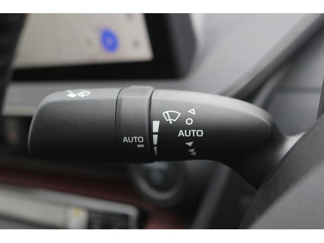 プリウス Ｚ　純正１２．３型ナビ／地デジ／全周囲カメラ／シートヒーター／パワーシート／デジタルインナーミラー／レーダークルーズ／ブラインドスポットモニター／（50枚目）