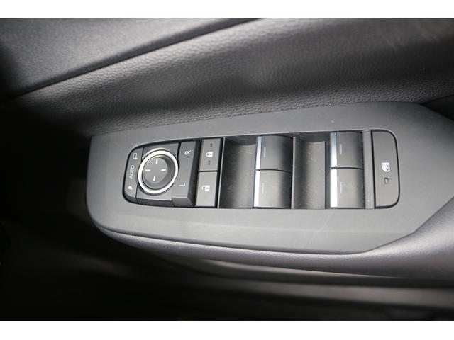 プリウス Ｚ　純正１２．３型ナビ／地デジ／全周囲カメラ／シートヒーター／パワーシート／デジタルインナーミラー／レーダークルーズ／ブラインドスポットモニター／（61枚目）