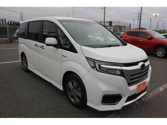 ステップワゴンスパーダ スパーダハイブリッド　Ｇ・ＥＸ　ホンダセンシング　社外９型ナビ／バックカメラ／両側電動／衝突軽減ブレーキ／レーダークルーズコントロール／ＬＥＤヘッドライト／ＥＴＣ／シートヒーター／（9枚目）