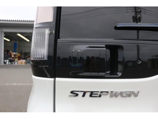 ステップワゴンスパーダ スパーダハイブリッド　Ｇ・ＥＸ　ホンダセンシング　社外９型ナビ／バックカメラ／両側電動／衝突軽減ブレーキ／レーダークルーズコントロール／ＬＥＤヘッドライト／ＥＴＣ／シートヒーター／（23枚目）
