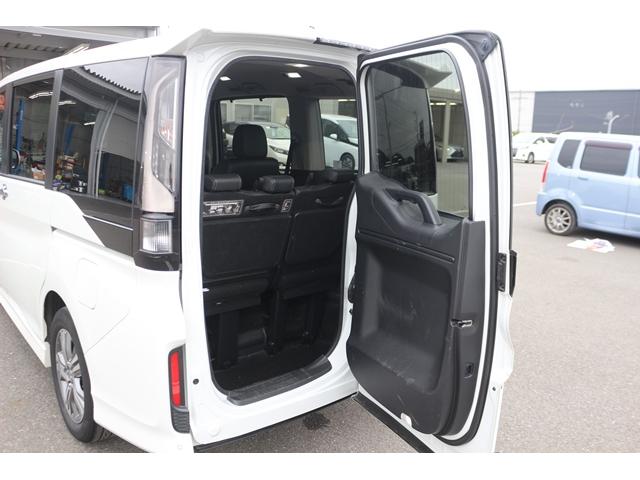 ステップワゴンスパーダ スパーダハイブリッド　Ｇ・ＥＸ　ホンダセンシング　社外９型ナビ／バックカメラ／両側電動／衝突軽減ブレーキ／レーダークルーズコントロール／ＬＥＤヘッドライト／ＥＴＣ／シートヒーター／（64枚目）