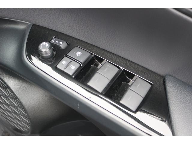 プリウスＰＨＶ Ａ　純正ディスプレイ／地デジ／バックカメラ／衝突軽減ブレーキ／レーダークルーズコントロール／ＬＥＤヘッドライト／ＥＴＣ／プッシュスタート／（61枚目）