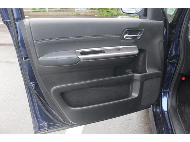 ステップワゴンスパーダ ｅ：ＨＥＶスパーダ　Ｇ・ＥＸ　ホンダセンシング　禁煙車　後席モニター　純正１０型ナビ　フルセグＴＶ　バックカメラ　両側電動スライドドア　わくわくゲート　衝突軽減　レーダークルーズ　ＬＥＤヘッドランプ　ＥＴＣ２．０　前席シートヒーター　スマートキー（46枚目）