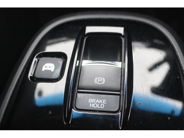 ステップワゴンスパーダ ｅ：ＨＥＶスパーダ　Ｇ・ＥＸ　ホンダセンシング　禁煙車　後席モニター　純正１０型ナビ　フルセグＴＶ　バックカメラ　両側電動スライドドア　わくわくゲート　衝突軽減　レーダークルーズ　ＬＥＤヘッドランプ　ＥＴＣ２．０　前席シートヒーター　スマートキー（66枚目）