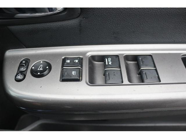 ステップワゴンスパーダ ｅ：ＨＥＶスパーダ　Ｇ・ＥＸ　ホンダセンシング　禁煙車　後席モニター　純正１０型ナビ　フルセグＴＶ　バックカメラ　両側電動スライドドア　わくわくゲート　衝突軽減　レーダークルーズ　ＬＥＤヘッドランプ　ＥＴＣ２．０　前席シートヒーター　スマートキー（71枚目）