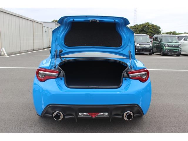 ８６ ＧＴ　６ＭＴ／純正ナビ／地デジ／バックカメラ／クルーズコントロール／ＬＥＤヘッドライト／ＥＴＣ／純正１７ＡＷ／Ｂｌｕｅｔｏｏｔｈ接続／プッシュスタート／ＨＫＳマフラー／（22枚目）