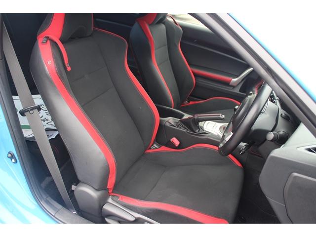 ８６ ＧＴ　６ＭＴ／純正ナビ／地デジ／バックカメラ／クルーズコントロール／ＬＥＤヘッドライト／ＥＴＣ／純正１７ＡＷ／Ｂｌｕｅｔｏｏｔｈ接続／プッシュスタート／ＨＫＳマフラー／（29枚目）