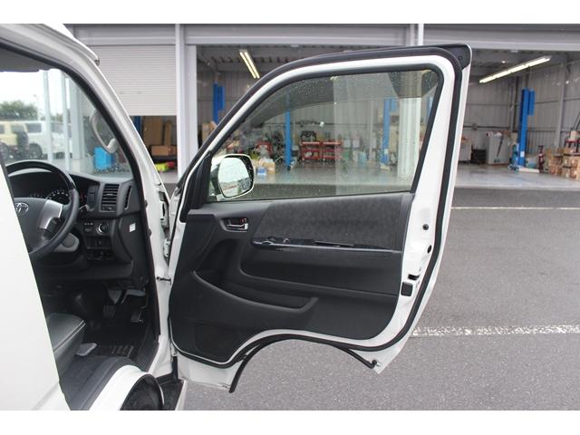 ハイエースワゴン 後席モニター/社外ナビ/地デジ/バックカメラ/社外エアロ/片側電動パワースライドドア/ETC/bluetooth接続(30枚目)