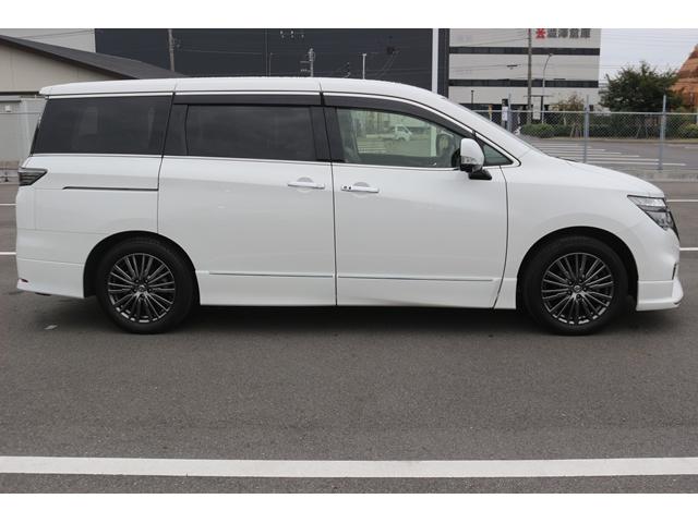 NISSAN ELGRAND 250HIGHWAY STAR PREMIUM URBAN CHROME