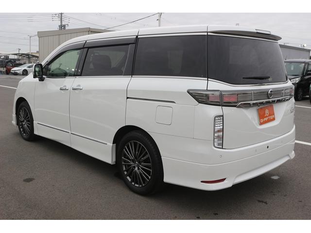 NISSAN ELGRAND 250HIGHWAY STAR PREMIUM URBAN CHROME