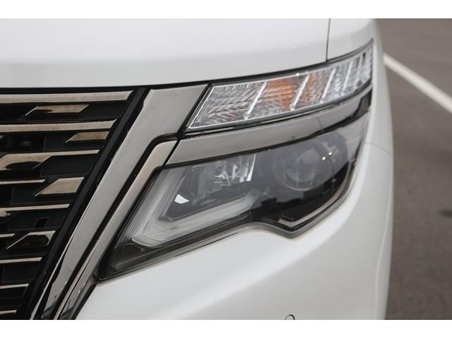 NISSAN ELGRAND 250HIGHWAY STAR PREMIUM URBAN CHROME