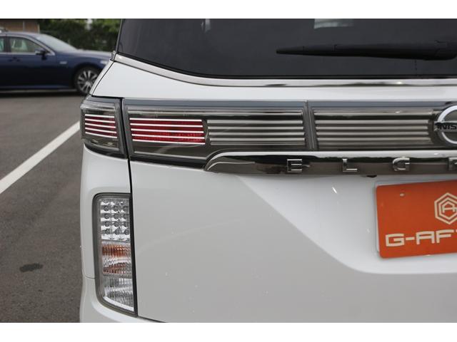 NISSAN ELGRAND 250HIGHWAY STAR PREMIUM URBAN CHROME