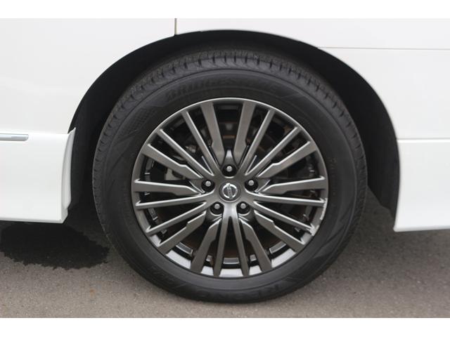NISSAN ELGRAND 250HIGHWAY STAR PREMIUM URBAN CHROME
