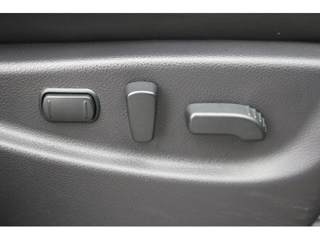 NISSAN ELGRAND 250HIGHWAY STAR PREMIUM URBAN CHROME