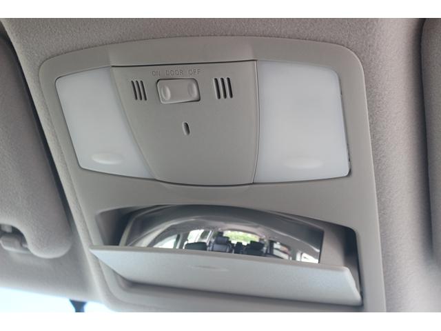 NISSAN ELGRAND 250HIGHWAY STAR PREMIUM URBAN CHROME