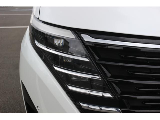 セレナ ハイウェイスターV レンタアップ/純正12.3型ナビ/12.3型デジタルメーター/全周囲カメラ/プロパイロット/デジタルミラー/LEDヘッドライト/ワイヤレス充電/(20枚目)