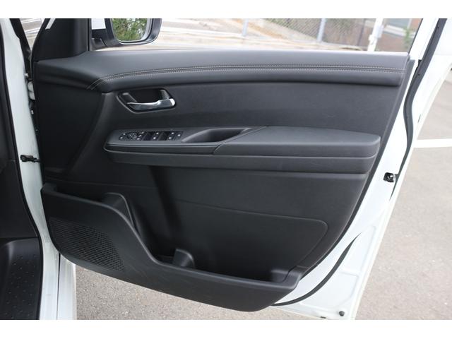 セレナ ハイウェイスターV レンタアップ/純正12.3型ナビ/12.3型デジタルメーター/全周囲カメラ/プロパイロット/デジタルミラー/LEDヘッドライト/ワイヤレス充電/(29枚目)