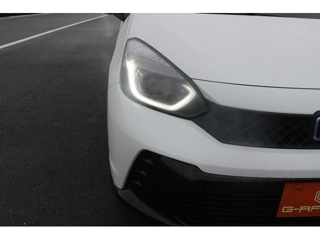フィット e:HEV RS 禁煙車 純正9型ナビ 地デジ バックカメラ レーダークルーズ ホンダセンシング ETC LEDヘッドライト 純正16AW Bluetooth接続 イエローステッチ入革巻きハンドル(11枚目)