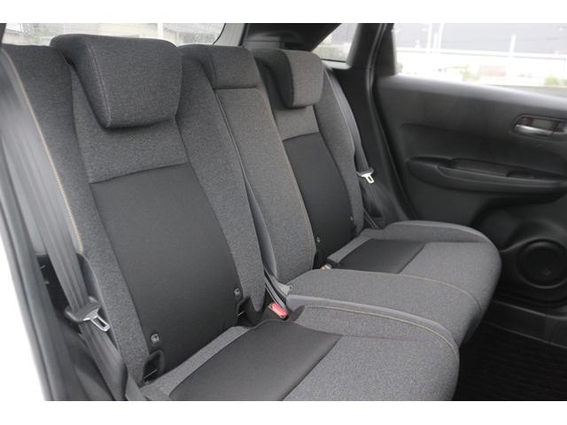 フィット e:HEV RS 禁煙車 純正9型ナビ 地デジ バックカメラ レーダークルーズ ホンダセンシング ETC LEDヘッドライト 純正16AW Bluetooth接続 イエローステッチ入革巻きハンドル(27枚目)