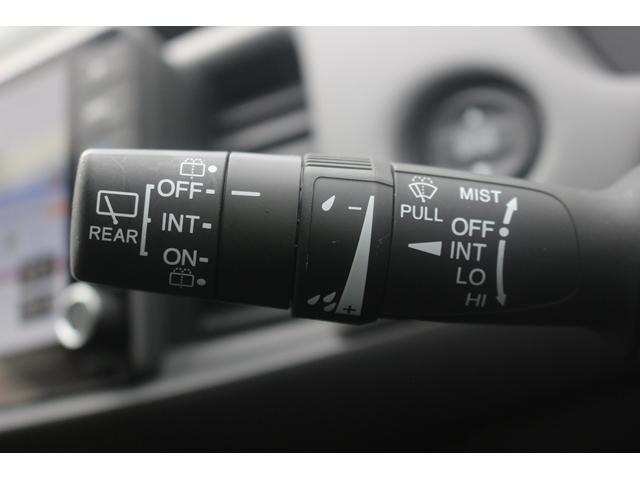 フィット e:HEV RS 禁煙車 純正9型ナビ 地デジ バックカメラ レーダークルーズ ホンダセンシング ETC LEDヘッドライト 純正16AW Bluetooth接続 イエローステッチ入革巻きハンドル(39枚目)