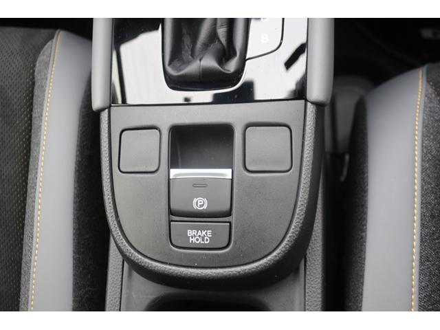 フィット e:HEV RS 禁煙車 純正9型ナビ 地デジ バックカメラ レーダークルーズ ホンダセンシング ETC LEDヘッドライト 純正16AW Bluetooth接続 イエローステッチ入革巻きハンドル(54枚目)